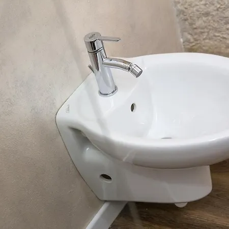 Aurelia Luxury - Piazza Delle Erbe Maison d'hôtes