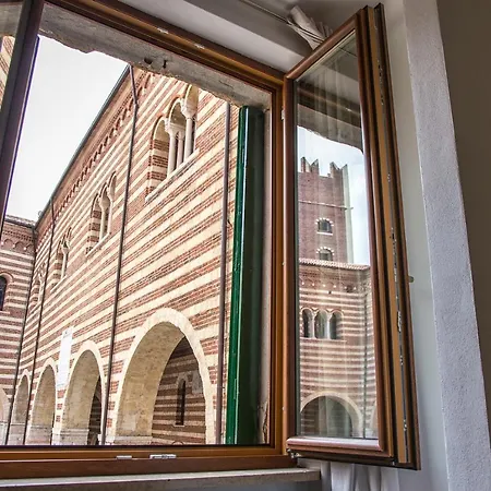 Aurelia Luxury - Piazza Delle Erbe * Werona