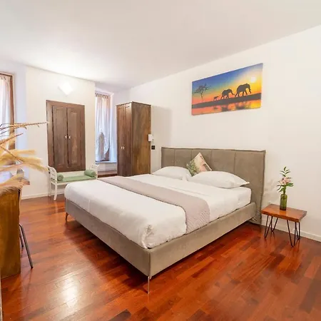 Aurelia Luxury - Piazza Delle Erbe Pensjonat Werona