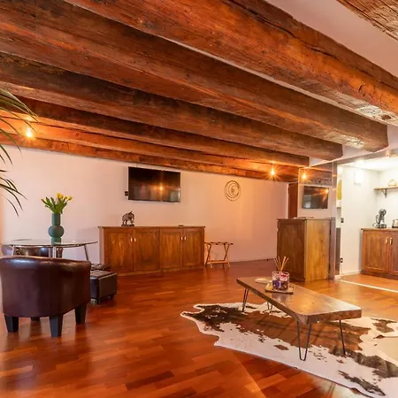 Aurelia Luxury - Piazza Delle Erbe