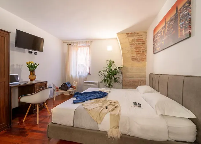 Aurelia Luxury - Piazza Delle Erbe