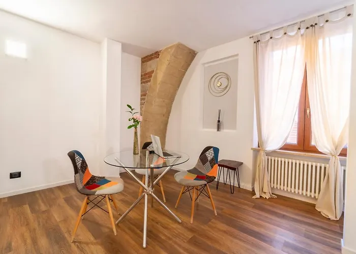 Aurelia Luxury - Piazza Delle Erbe Konukevi 4*