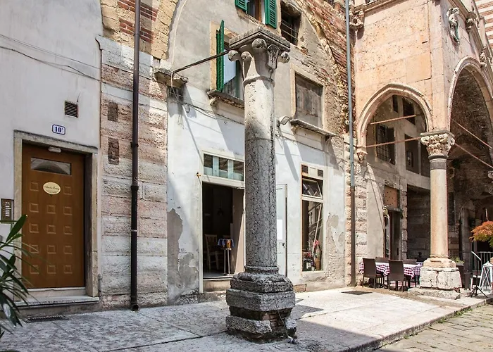 Pensionat Aurelia Luxury - Piazza Delle Erbe Verona
